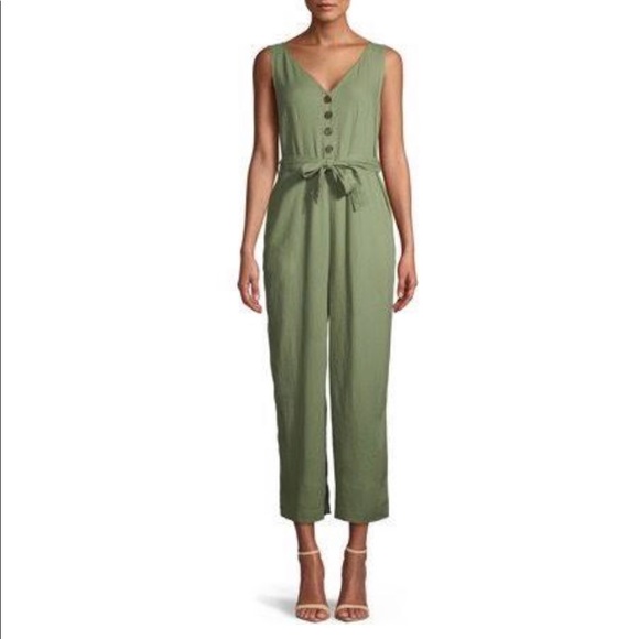 Time and Tru Pants - NWT PLUS time&tru button linen jumpsuit